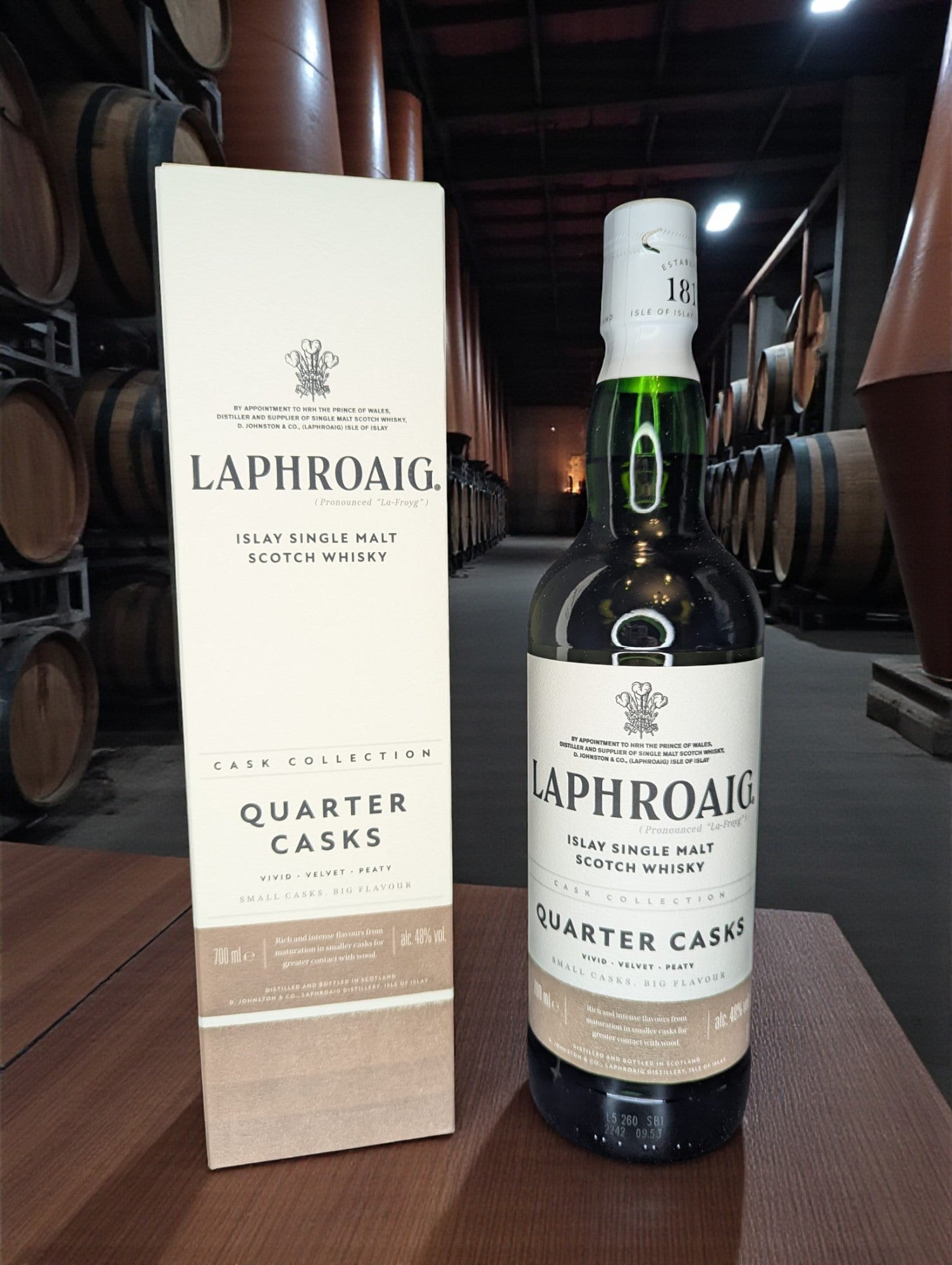 Laphroaig Quarter Cask Islay Whisky Flasche mit Verpackung"