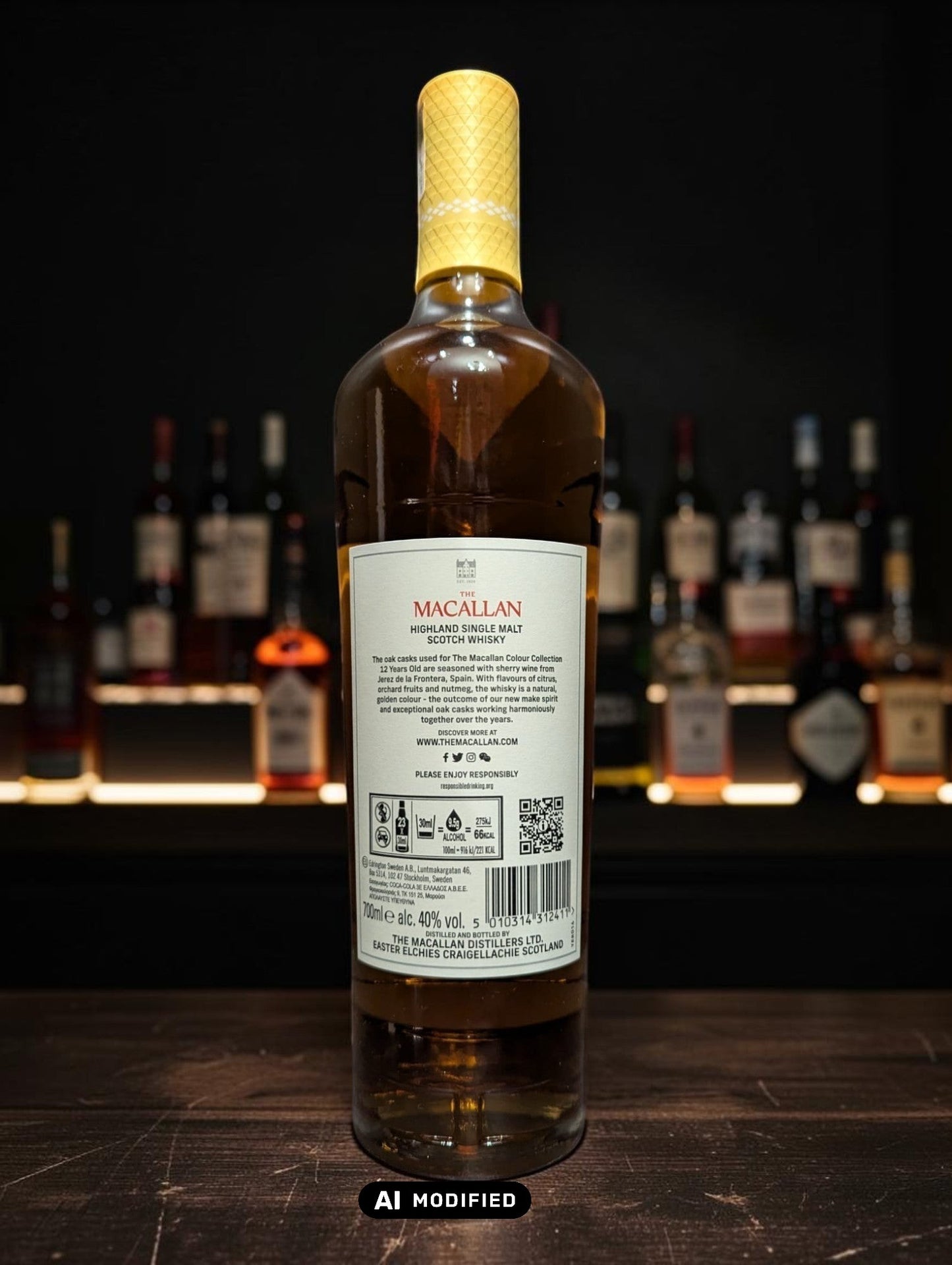 Macallan Colour Collection 12 Flasche mit hochwertigem 12-jährigen Single Malt Whisky in eleganter Verpackung.