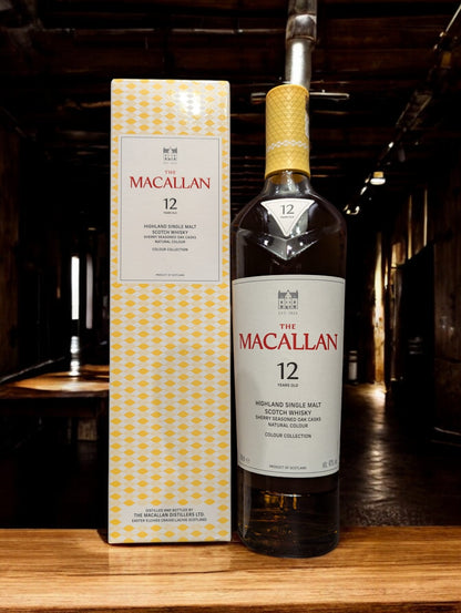 Macallan Colour Collection 12 Flasche mit hochwertigem 12-jährigen Single Malt Whisky in eleganter Verpackung.