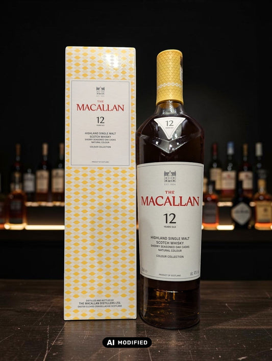 Macallan Colour Collection 12 Flasche mit hochwertigem 12-jährigen Single Malt Whisky in eleganter Verpackung.