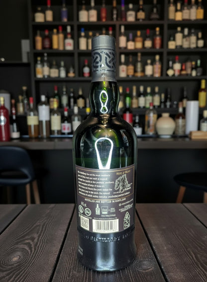 Ardbeg Ten 10 Jahre Islay Single Malt Whisky in dunkler Flasche mit grauem Verschluss, 0,7L, 46% Vol.