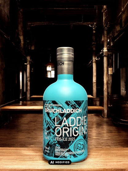 Whiskyquartier: Bruichladdich Laddie Origins Fèis Ìle 2021, eine limitierte ungetorfte Islay Single Malt Scotch Whisky Abfüllung in türkiser Flasche.
