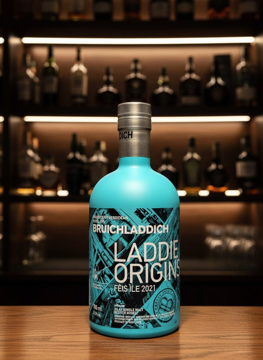 Whiskyquartier: Bruichladdich Laddie Origins Fèis Ìle 2021, eine limitierte, ungetorfte Single Malt Scotch Whisky Abfüllung in türkiser Flasche.