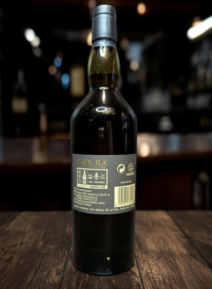 Whiskyquartier Caol Ila Distillers Edition 2022 Single Malt Scotch Whisky in Moscatel Cask, 0.7L, Islay