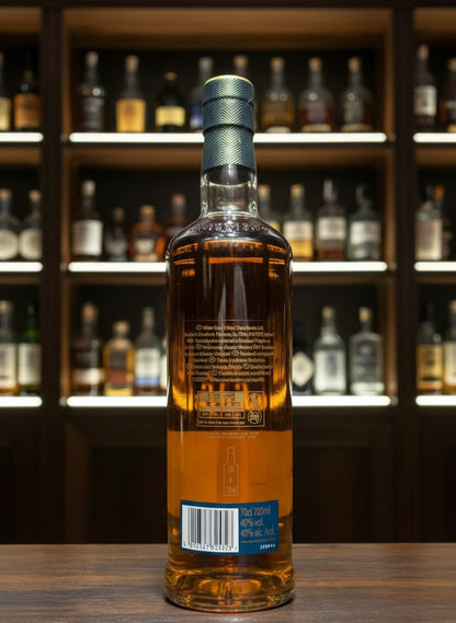 Whiskyquartier Glenfiddich 18 Jahre Single Malt Scotch Whisky in Glasflasche, bernsteinfarben, 700ml
