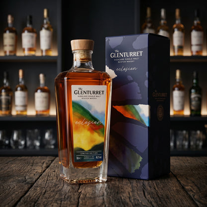 Whiskyquartier Glenturret Eclosion Highland Single Malt Whisky in einer eleganten Flasche mit künstlerischem Etikett.