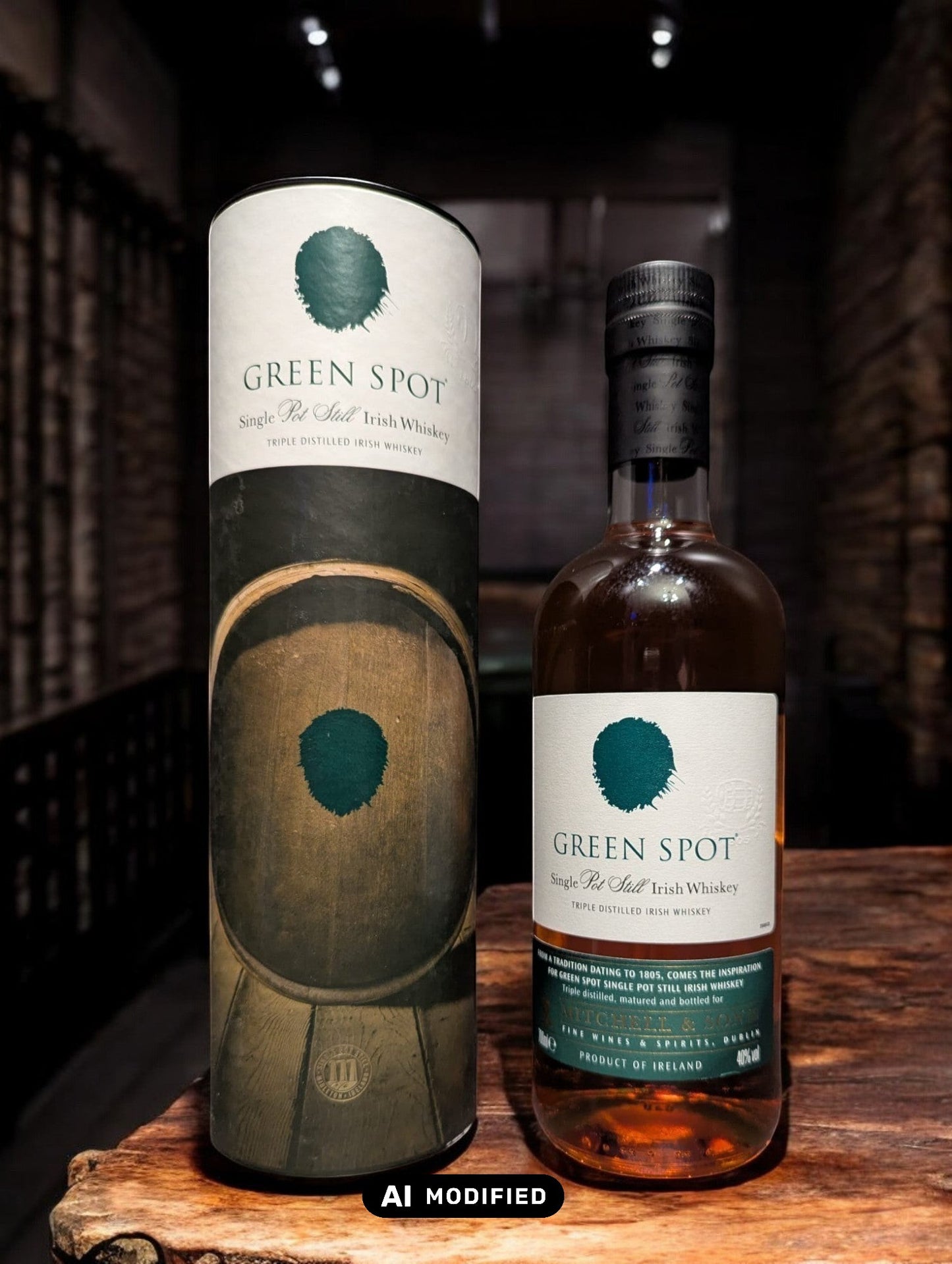 Whiskyquartier Green Spot Single Pot Still Irish Whiskey 0,7L Flasche mit passender Geschenkverpackung, bernsteinfarben, traditionell.
