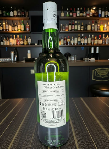 Whiskyquartier Laphroaig 12 Jahre Islay Single Malt Scotch Whisky in grüner Flasche, 700ml, 46% Vol.