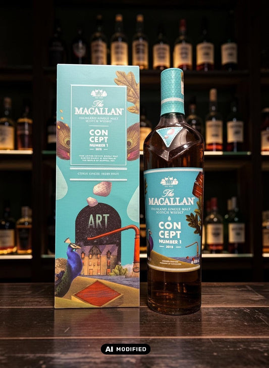 The Macallan Concept No. 1 Single Malt Scotch Whisky 0,7L mit auffälliger türkiser Verpackung, inspiriert von surrealer Kunst.